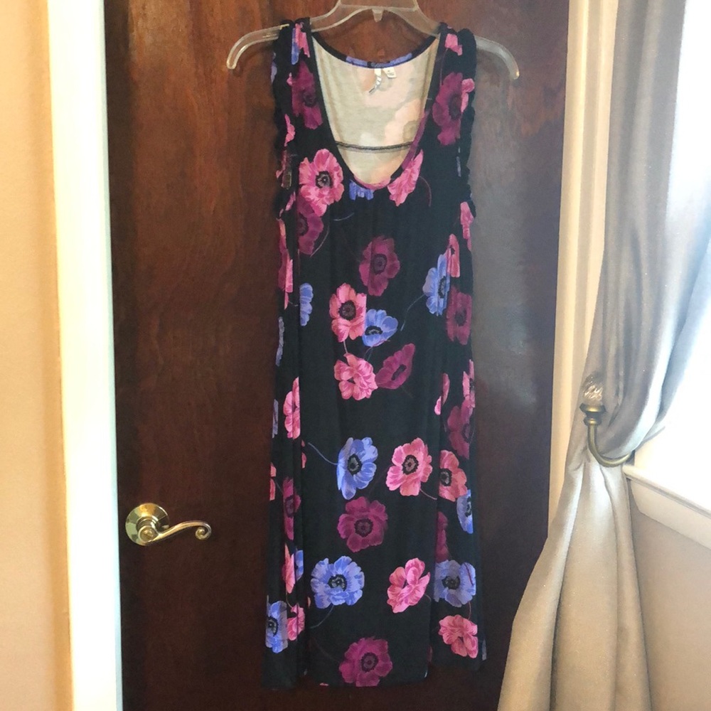 Women’s floral print dress